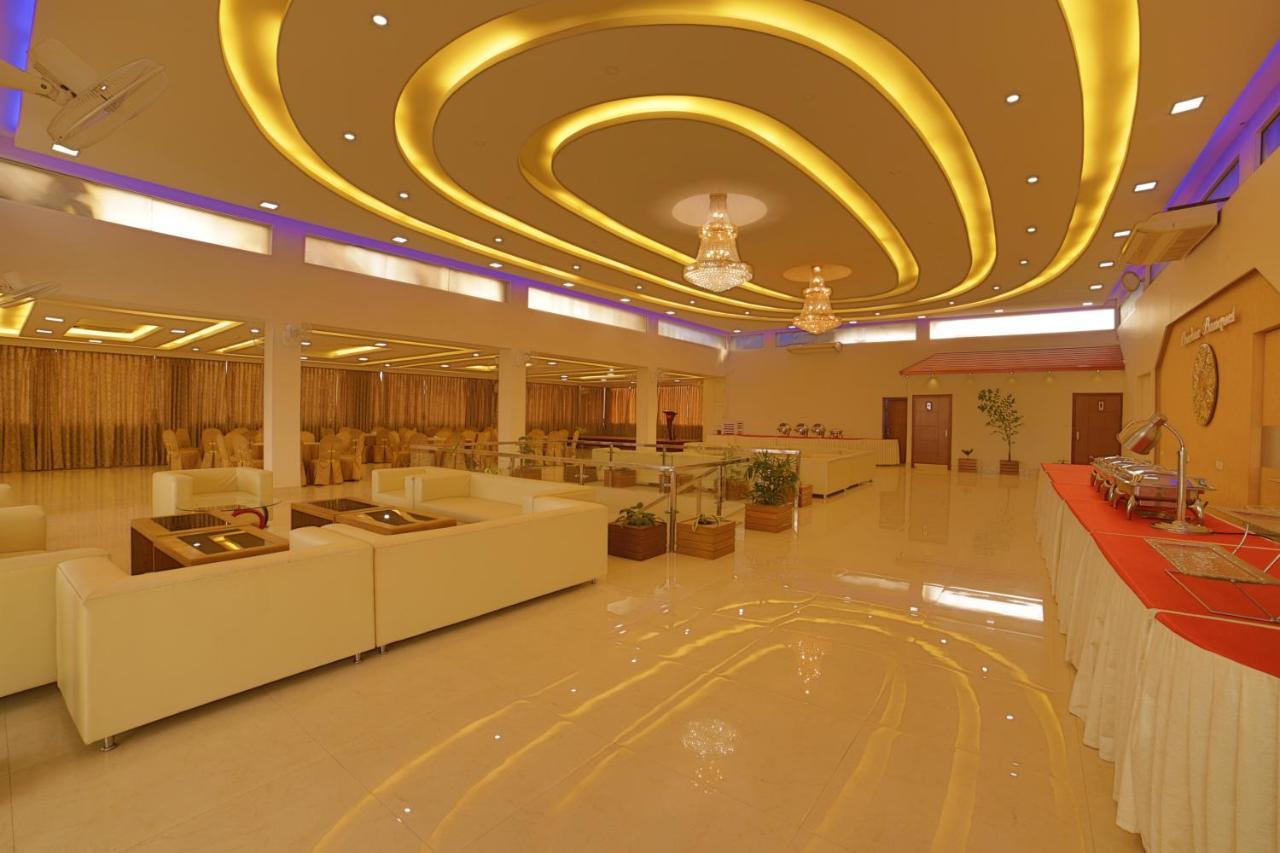 Hotel Harrison Palace Birātnagar Zewnętrze zdjęcie