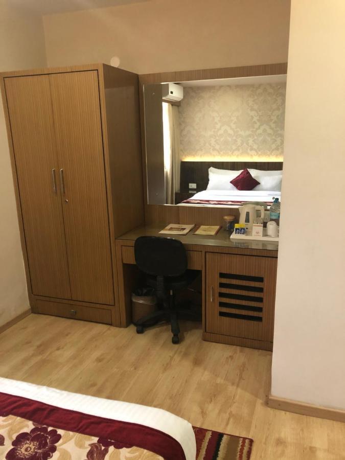 Hotel Harrison Palace Birātnagar Zewnętrze zdjęcie