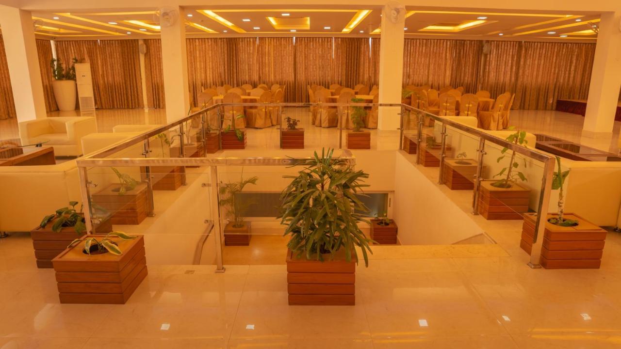 Hotel Harrison Palace Birātnagar Zewnętrze zdjęcie